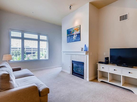 4th image of 2700 E Cherry Creek South Dr APT 402