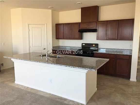 5th image of 8485 Green Alder Ct