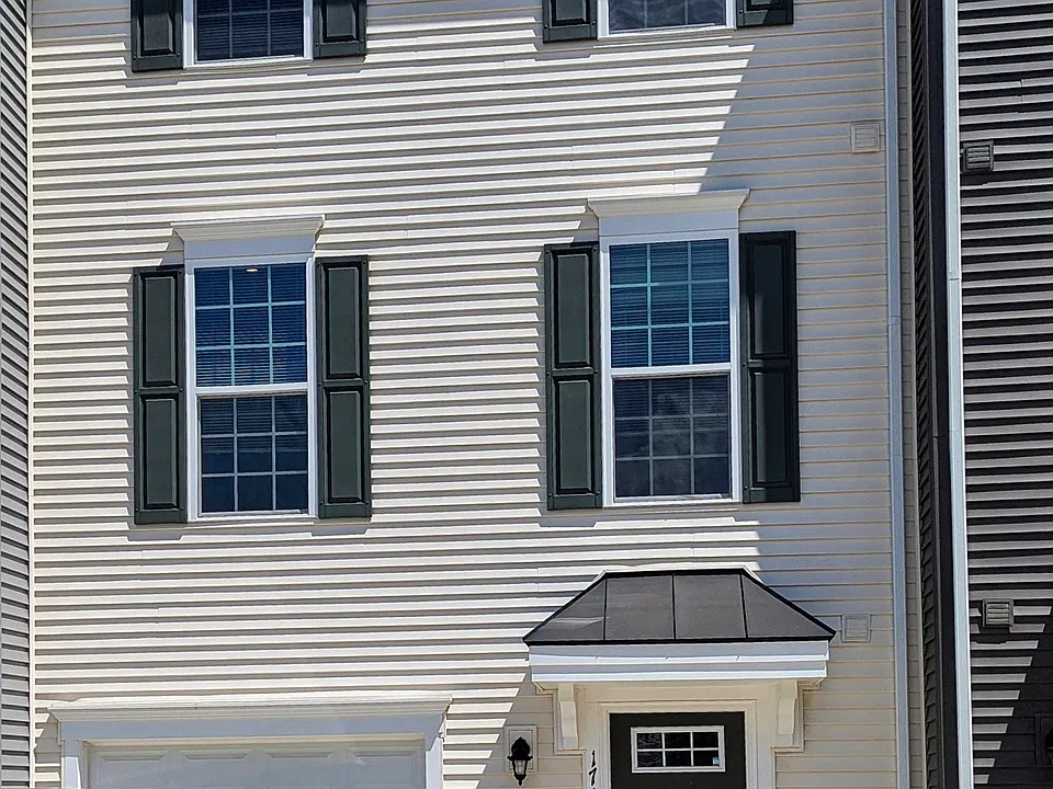 1716 Scenic Loop