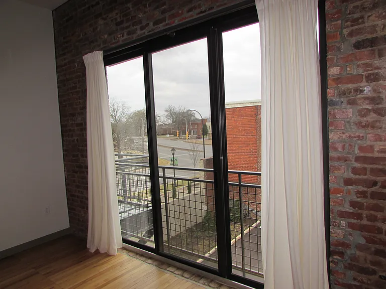 307 2nd Ave SE #G — Photo 7