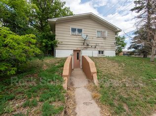 2220 E 17th St, Cheyenne, WY 82001