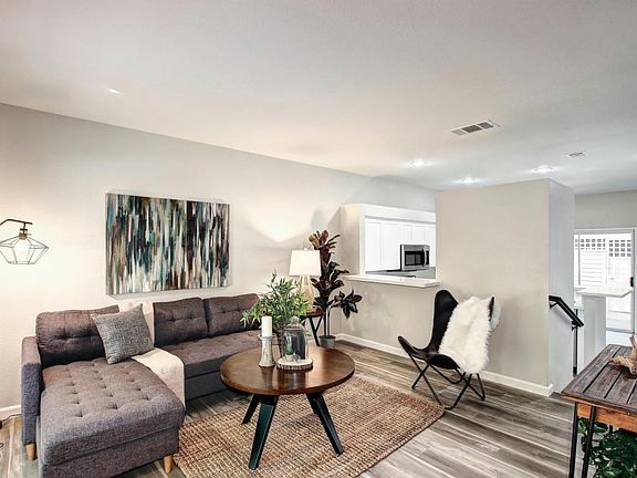 4th image of 1523 P St APT 30