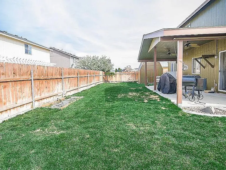 7715 Galiano Dr — Photo 24