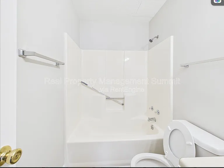 2407 Bare St. — Photo 25