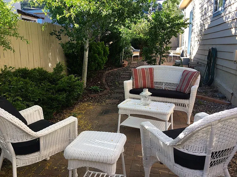 907 W Clay Ave #1 — Photo 30
