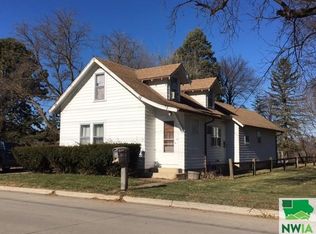 712 Walnut St, Cherokee, IA 51012