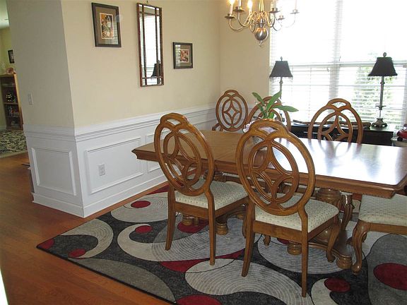 5th image of 1009 Blythwood Dr