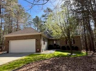 123 Carriage Ln, Mc Cormick, SC 29835