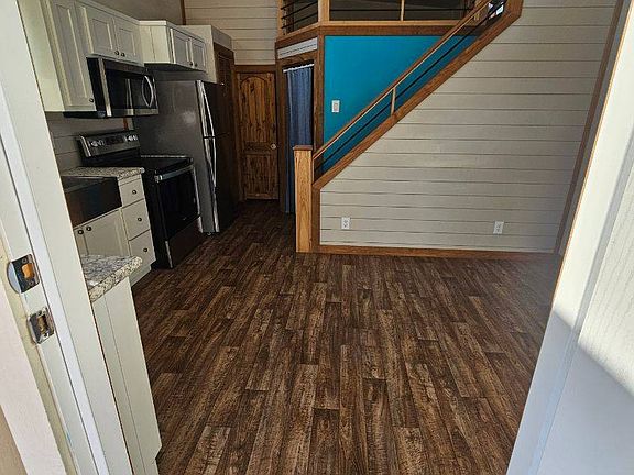4th image of 13625 African Hill Rd #406
