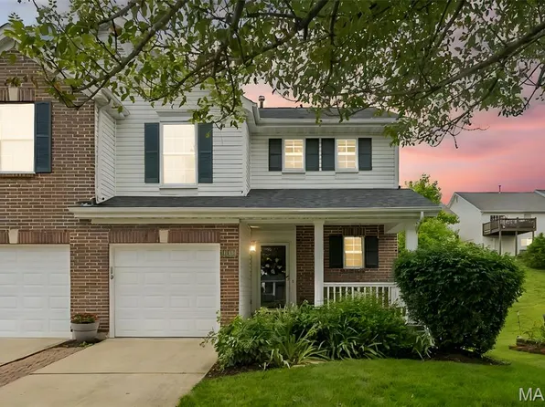 1105 Big Bend Crossing Dr, Valley Park, MO 63088