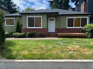 4560 SW Luradel St, Portland, OR 97219