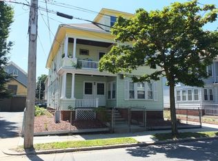 94 Moore St, Providence, RI 02907