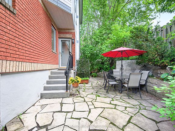 4th image of 2949 Richmond Rd #2