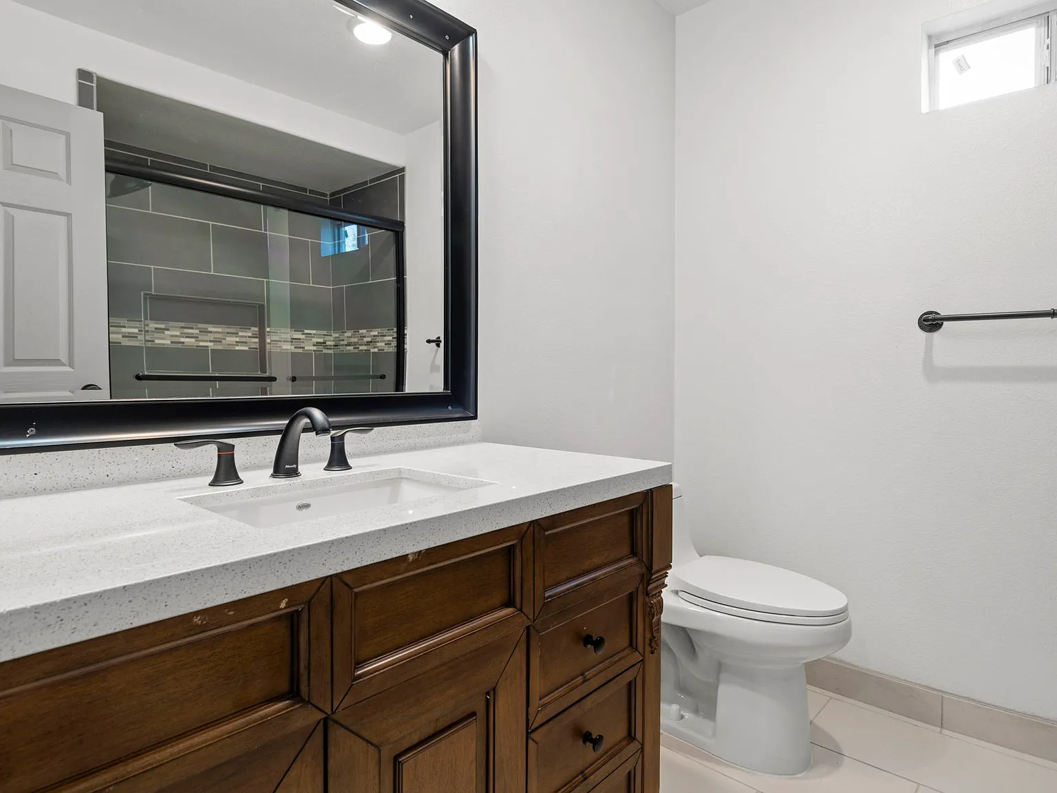 56077 Cypress Spgs — Photo 2