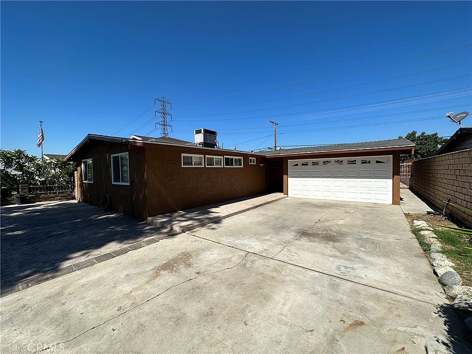 1st image of 3873 Abbeywood Ave