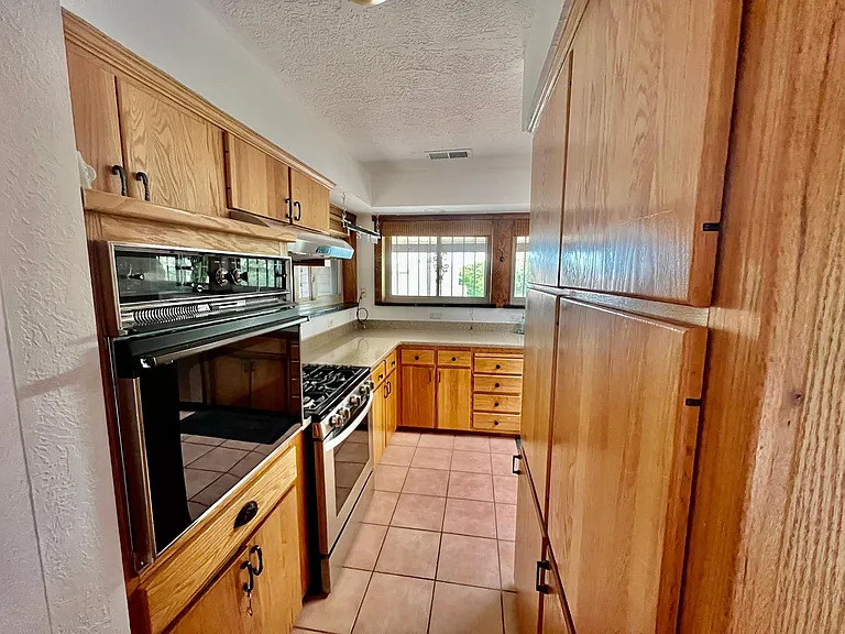 1528 Camino Cerrito SE — Photo 24