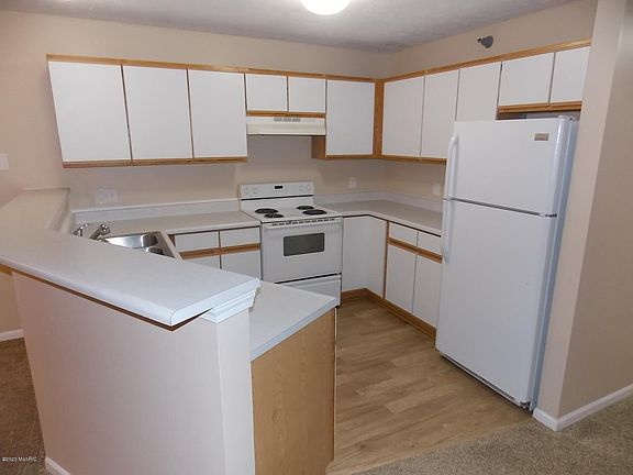 2nd image of 8590 Jasonville Ct SE #5