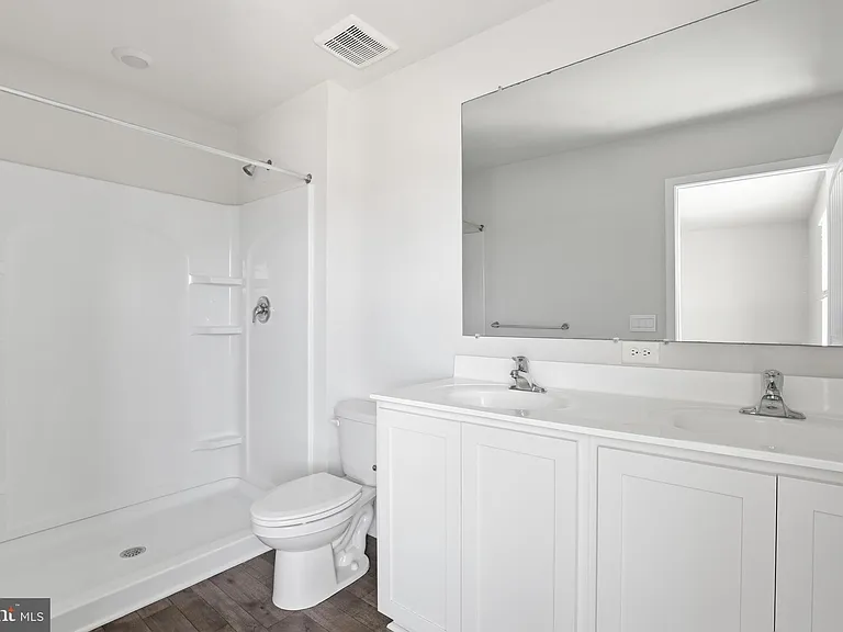 521 Ridgely Blvd — Photo 22