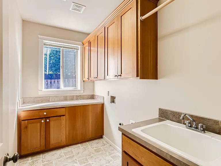 Laundry - Main