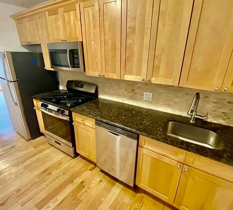 1st image of 245 E 94th St APT 2D