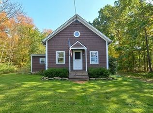 1 E Main St, Brookfield, MA 01506