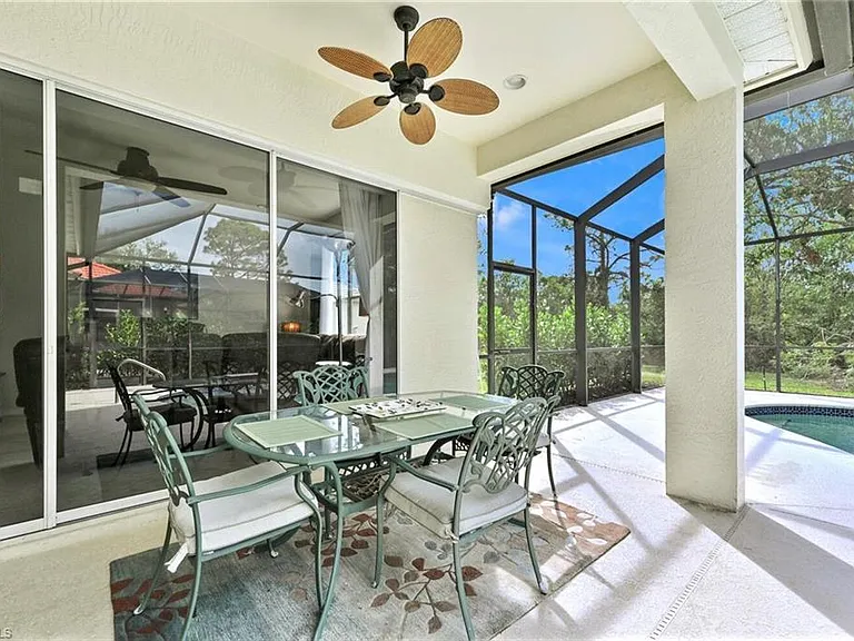6545 Chestnut Cir — Photo 32