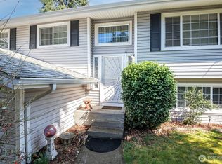 37252 Military Rd S, Auburn, WA 98001