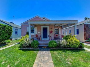 214 E Market St, Long Beach, NY 11561