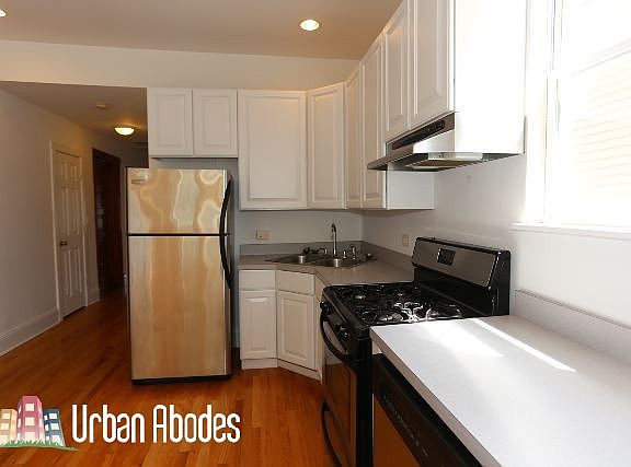 3rd image of 3446 N Bell Ave #2AC