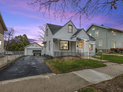 1121 South 18th STREET, Manitowoc, WI, 54220