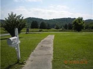 28 Brown Teal Rd, Petersburg, TN 37144