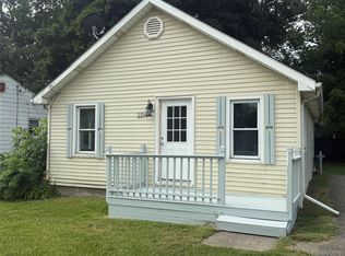 2194 E Bristol Rd, Burton, MI 48529