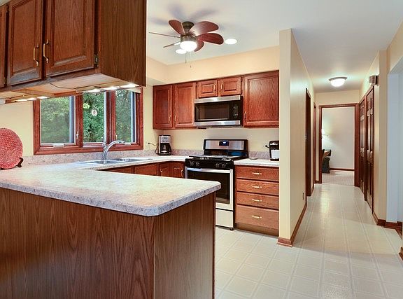 4th image of 1136 Huntleigh Dr