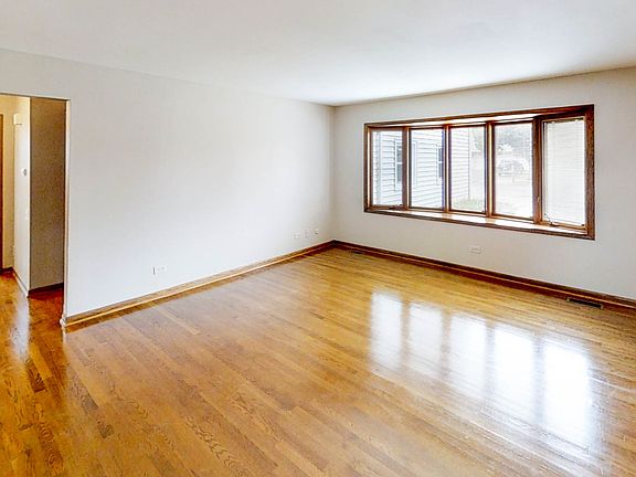 3rd image of 1001 E Ardyce Ln