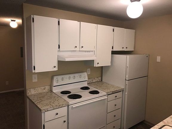 5th image of 303-307-311 E Mission Ave #3036