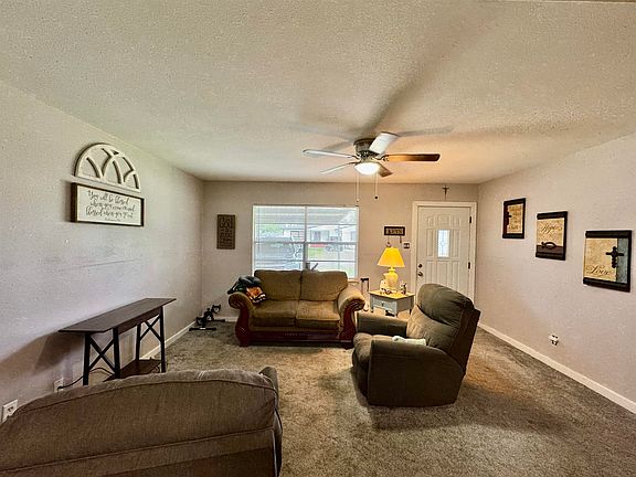 4th image of 213 Irene St