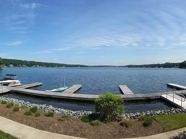 39 Lakeshore Dr #30, Mount Arlington, NJ 07856