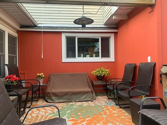 Access the deck from the family room and mudroom.