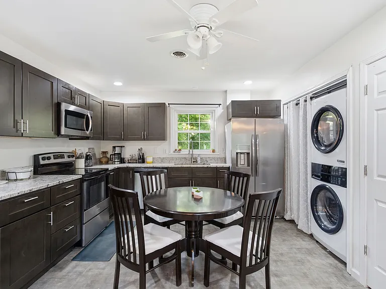 2416 Ridgecrest Dr — Photo 41