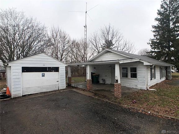2nd image of 1635 Stewart Blvd