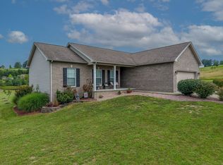 27 Dale Hollow Dr, Morehead, KY 40351