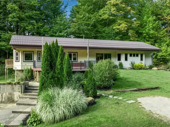 3424 Hickman Rd, Eden, NY 14057