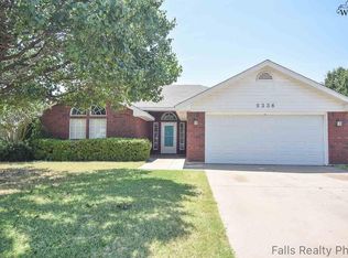 5336 Long Leaf Dr, Wichita Falls, TX 76310