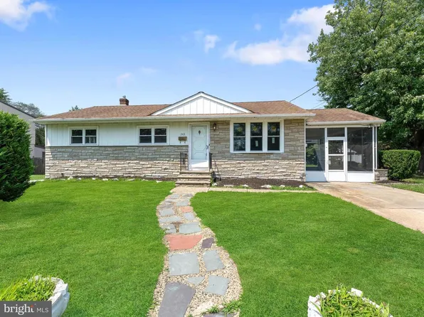 343 5th Ave, Bellmawr, NJ 08031