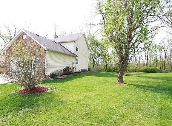 3rd image of 3928 Dorothy Ct