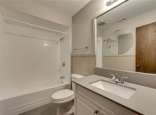 202 S Willomet Ave APT 2, Dallas, TX 75208