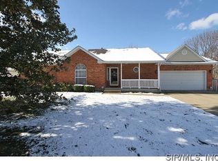 813 Penhurst Pl, Belleville, IL 62221