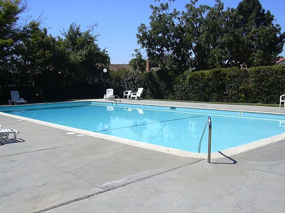 Community pool!