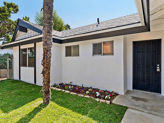 2nd image of 1364 Avion Dr
