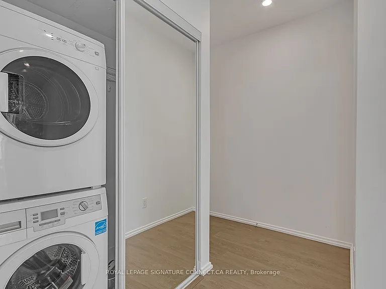 68 Shuter St #908 — Photo 13